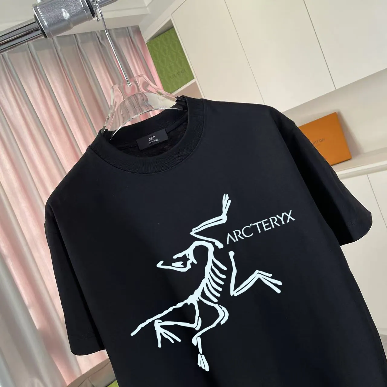 ARC'TERYX* 2025 New Arrival logo t g Same Style Size：S M L XL XXL ：Black White Pink Red